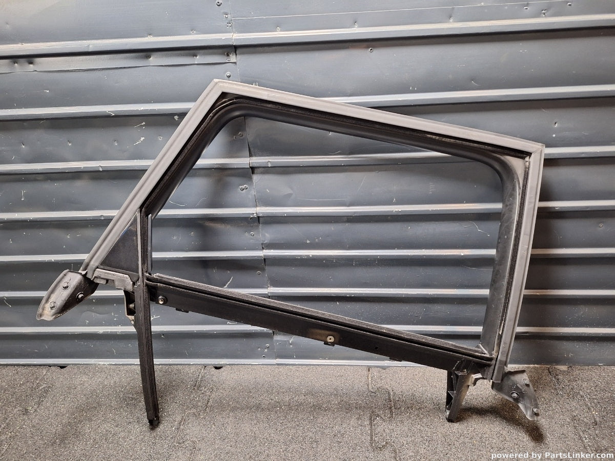 Rama geam usa dreapta spate AUDI A6 III Avant (4F5, C6) [ 2005 - 2011 ] TDI (BLB, BRE) 103KW|140HP 4F9839440M