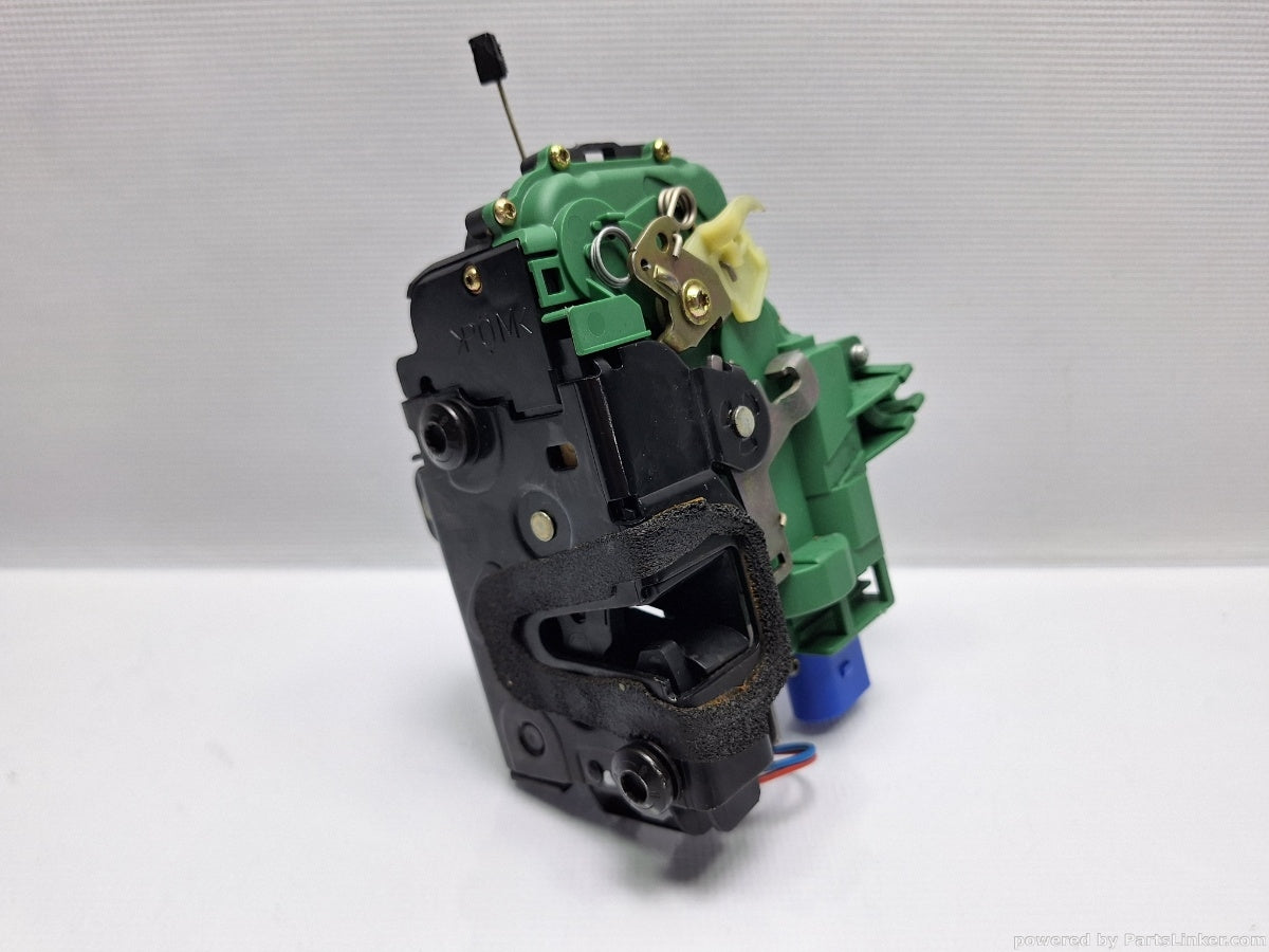 Broasca usa stanga fata VOLKSWAGEN POLO (9N_) [ 2001 - 2012 ] 16V (AUA, BBY, BKY) 55KW|75HP 3B1837015AQ