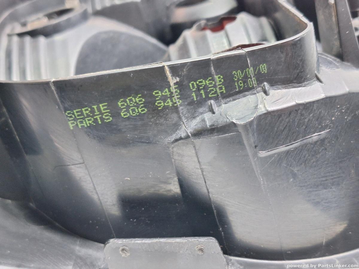 Stop dreapta VOLKSWAGEN POLO (9N_) [ 2001 - 2012 ] 16V (AUA, BBY, BKY) 55KW|75HP OEM 6Q6945096B