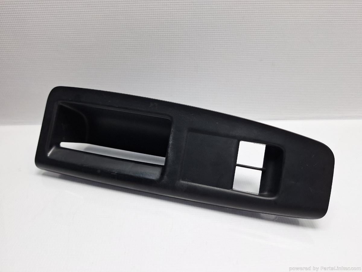 Maner usa stanga fata VOLKSWAGEN POLO (9N_) [ 2001 - 2012 ] 16V (AUA, BBY, BKY) 55KW|75HP OEM 6Q1867171E