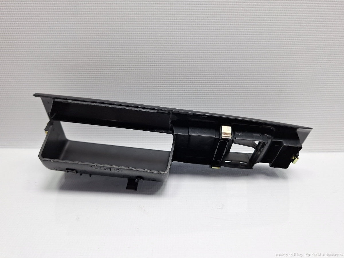 Maner usa stanga fata VOLKSWAGEN POLO (9N_) [ 2001 - 2012 ] 16V (AUA, BBY, BKY) 55KW|75HP 6Q1867171E