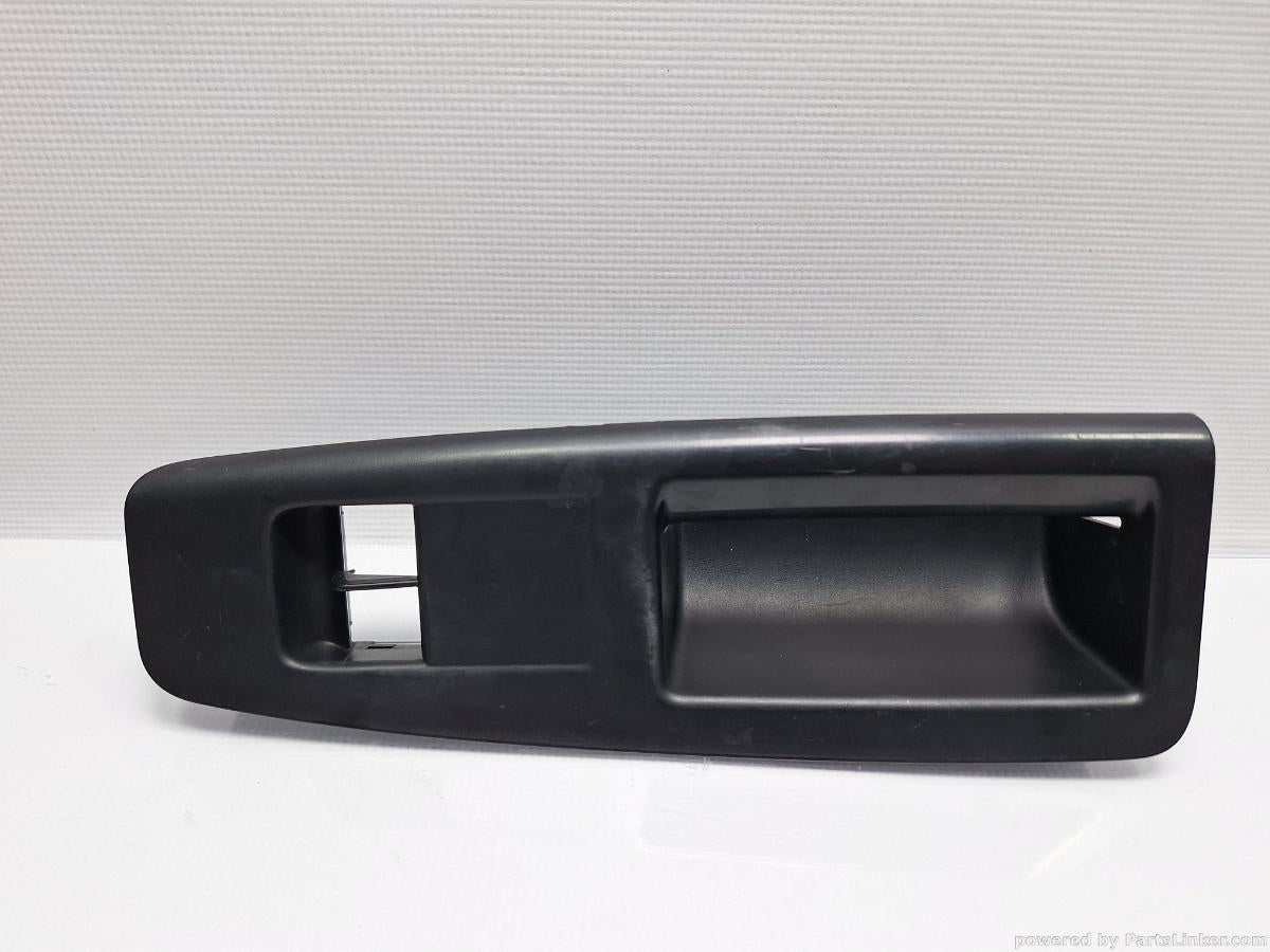 Maner usa stanga fata VOLKSWAGEN POLO (9N_) [ 2001 - 2012 ] 16V (AUA, BBY, BKY) 55KW|75HP OEM 6Q1867171E
