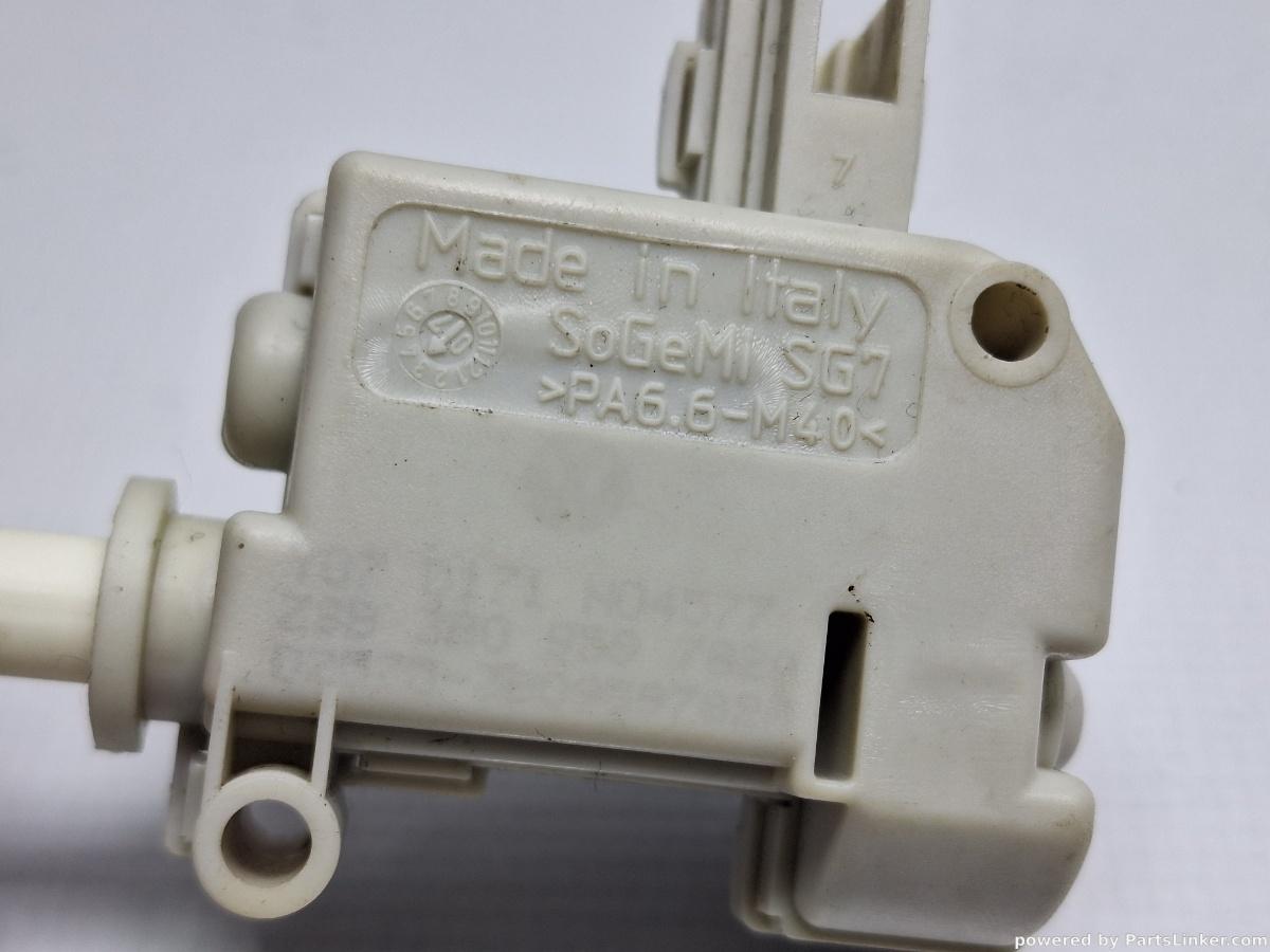 Actuator inchidere centralizata VOLKSWAGEN POLO (9N_) [ 2001 - 2012 ] 16V (AUA, BBY, BKY) 55KW|75HP OEM 3B0959782A