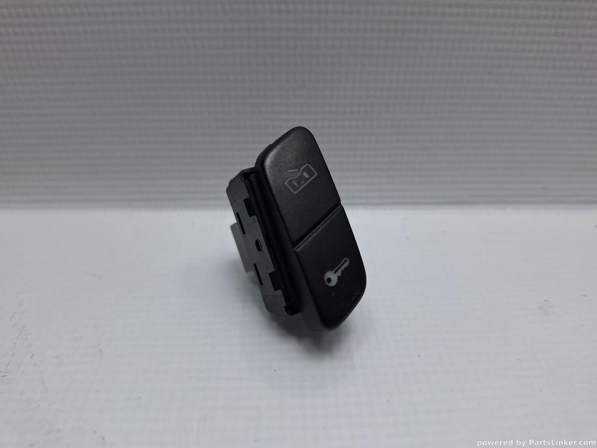 Buton inchidere centralizata VOLKSWAGEN POLO (9N_) [ 2001 - 2012 ] 16V (AUA, BBY, BKY) 55KW|75HP OEM 6Q1962125