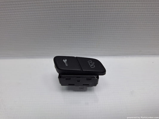 Buton inchidere centralizata VOLKSWAGEN POLO (9N_) [ 2001 - 2012 ] 16V (AUA, BBY, BKY) 55KW|75HP 6Q1962125