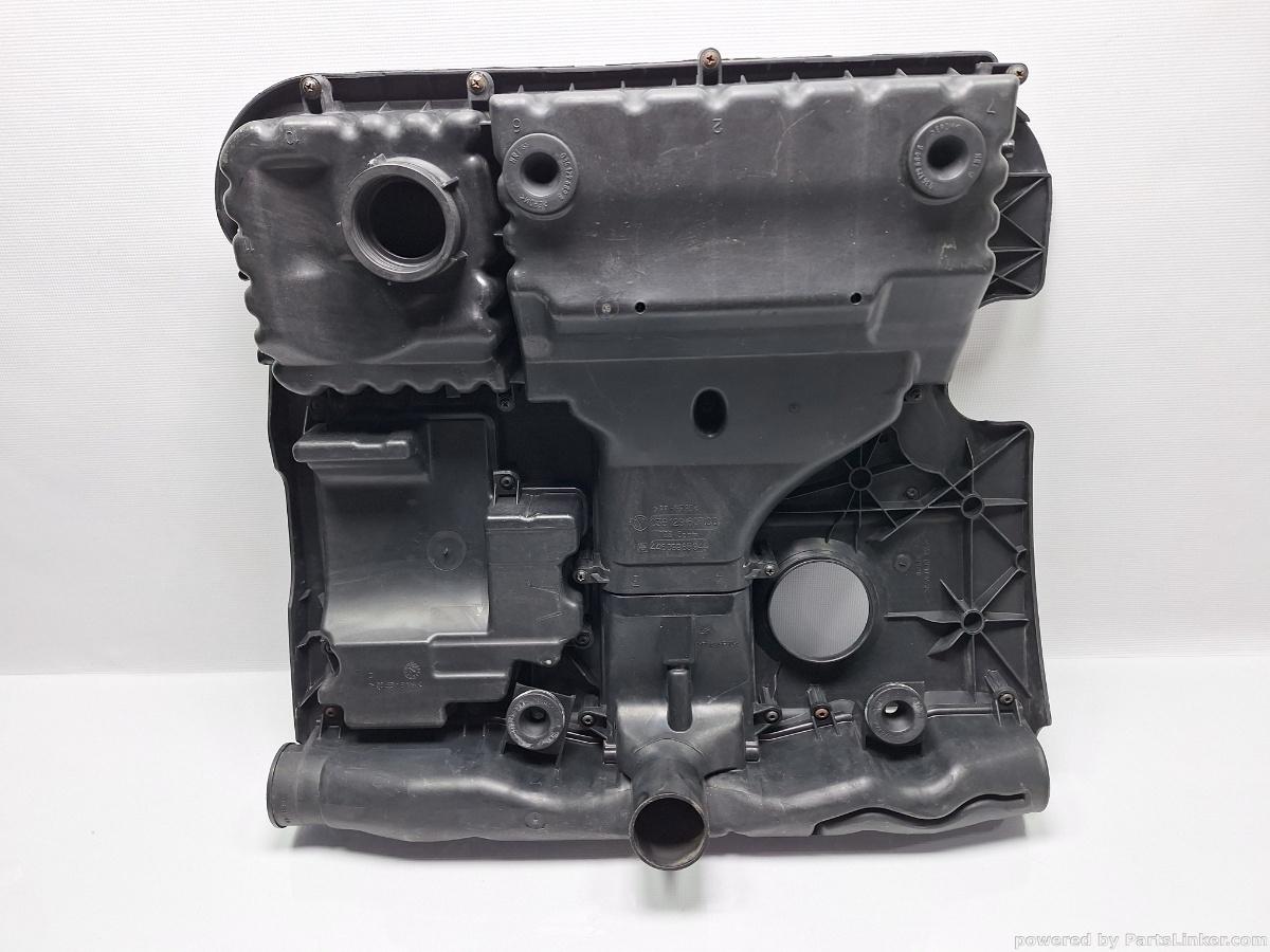 Carcasa filtru aer VOLKSWAGEN POLO (9N_) [ 2001 - 2012 ] 16V (AUA, BBY, BKY) 55KW|75HP OEM 036129607CQ