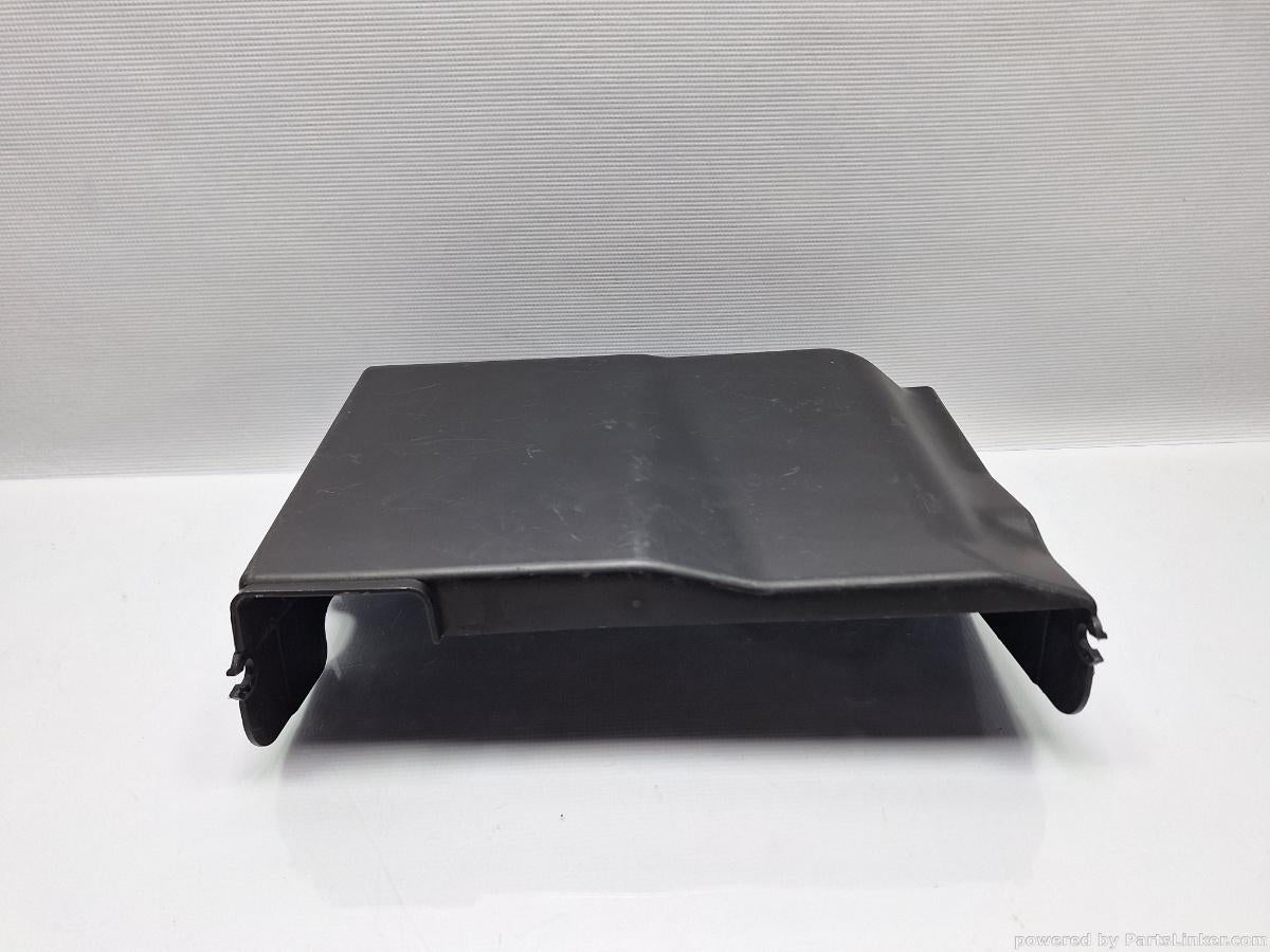 Capac caracasa baterie VOLKSWAGEN POLO (9N_) [ 2001 - 2012 ] 16V (AUA, BBY, BKY) 55KW|75HP OEM 6Q0915429D