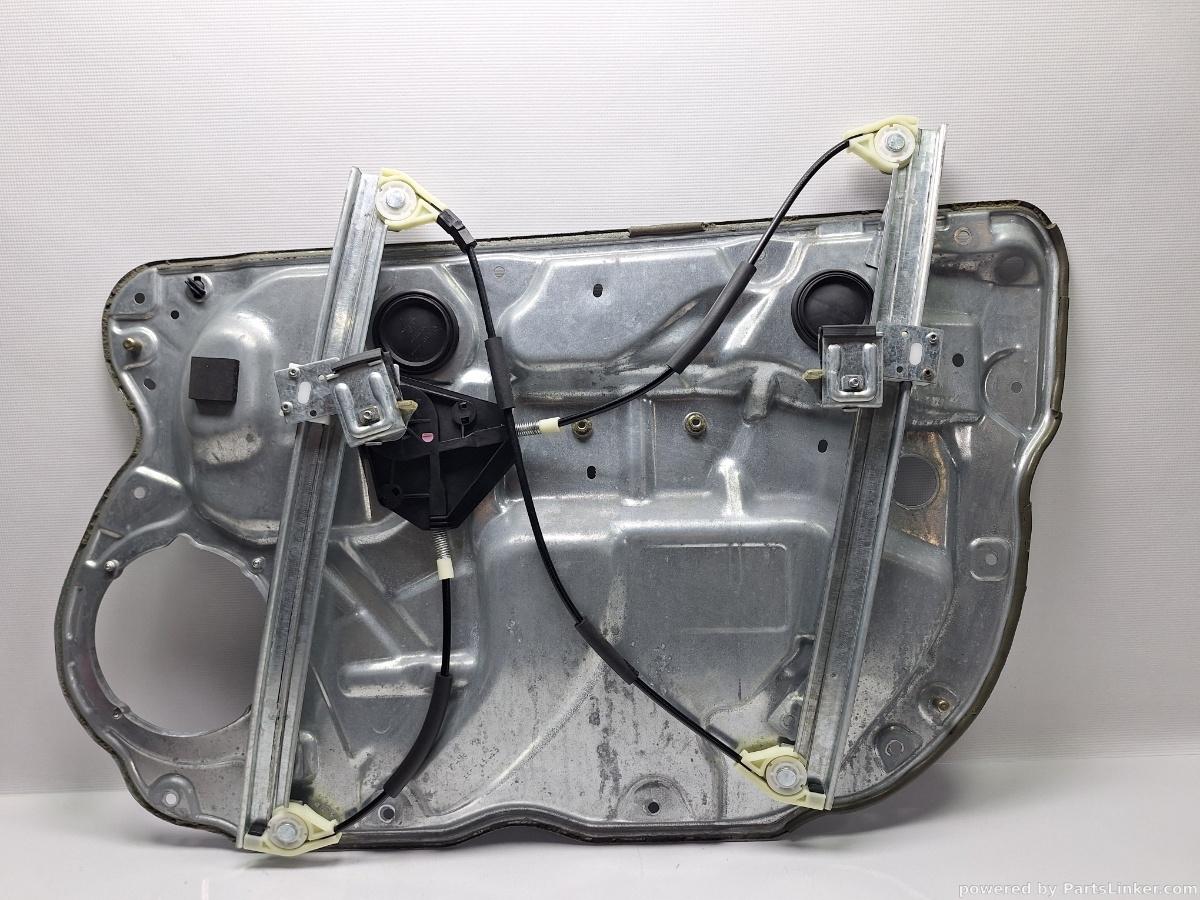 Macara geam electric stanga fata VOLKSWAGEN POLO (9N_) [ 2001 - 2012 ] 16V (AUA, BBY, BKY) 55KW|75HP OEM 6Q4837401H