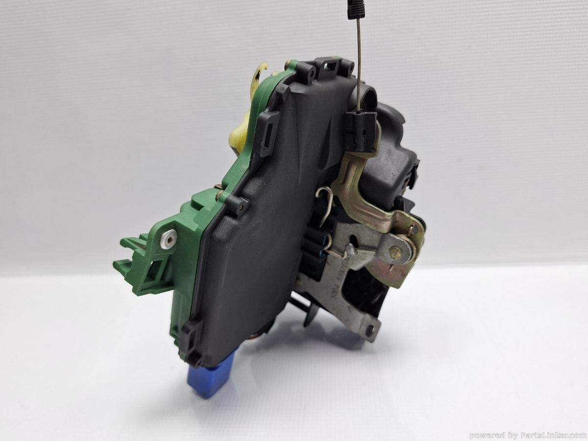 Broasca usa stanga spate VOLKSWAGEN POLO (9N_) [ 2001 - 2012 ] 12V (AZQ, BME) 47KW|64HP OEM 3B4839015AG
