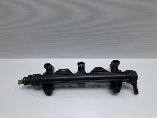 Rampa cu injectoare VOLKSWAGEN POLO (9N_) [ 2001 - 2012 ] 12V (AZQ, BME) 47KW|64HP 03E133320 , 03E906031