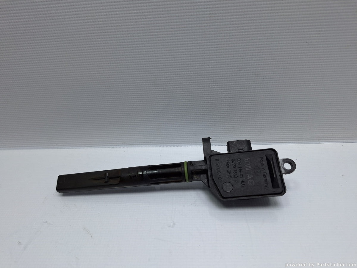 Senzor nivel ulei VOLKSWAGEN POLO (9N_) [ 2001 - 2012 ] 12V (AZQ, BME) 47KW|64HP 045907660D