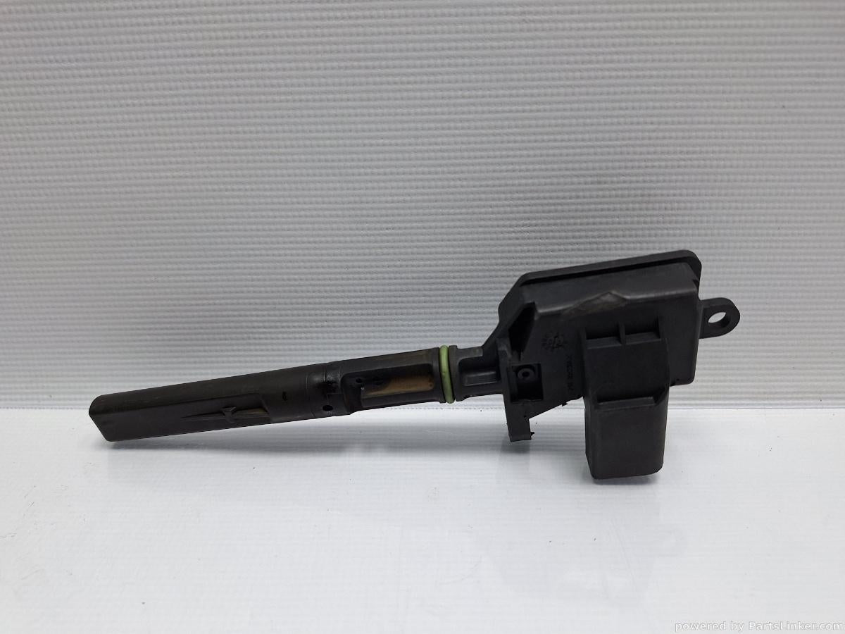 Senzor nivel ulei VOLKSWAGEN POLO (9N_) [ 2001 - 2012 ] 12V (AZQ, BME) 47KW|64HP OEM 045907660D