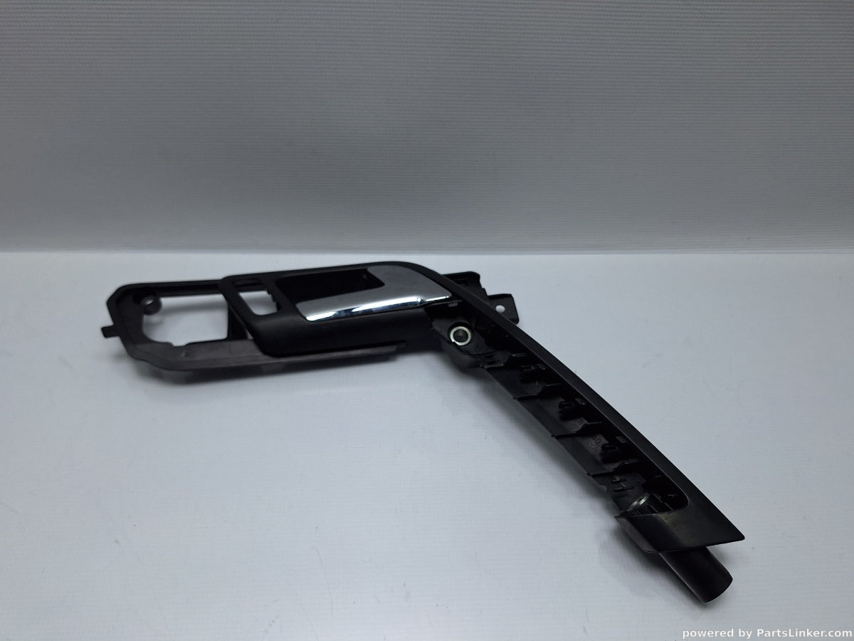 Maner usa dreapta fata VOLKSWAGEN POLO (9N_) [ 2001 - 2012 ] 12V (AZQ, BME) 47KW|64HP 6Q2867180L