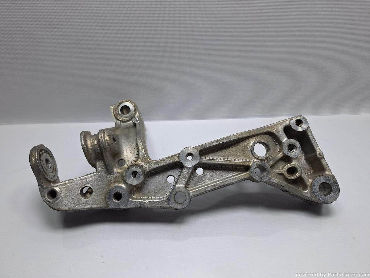 Consola brat bascula stanga fata VOLKSWAGEN GOLF V (1K1) [ 2003 - 2009 ] TDI (BKC, BLS, BXE) 77KW|105HP OEM 1K0199295E