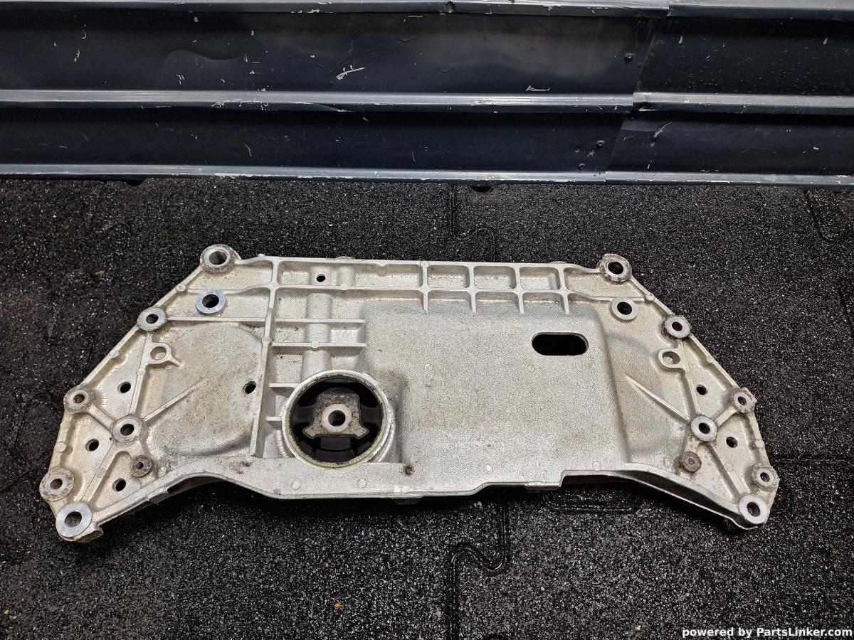 Jug motor VOLKSWAGEN GOLF V (1K1) [ 2003 - 2009 ] TDI (BKC, BLS, BXE) 77KW|105HP OEM 1K0199369F