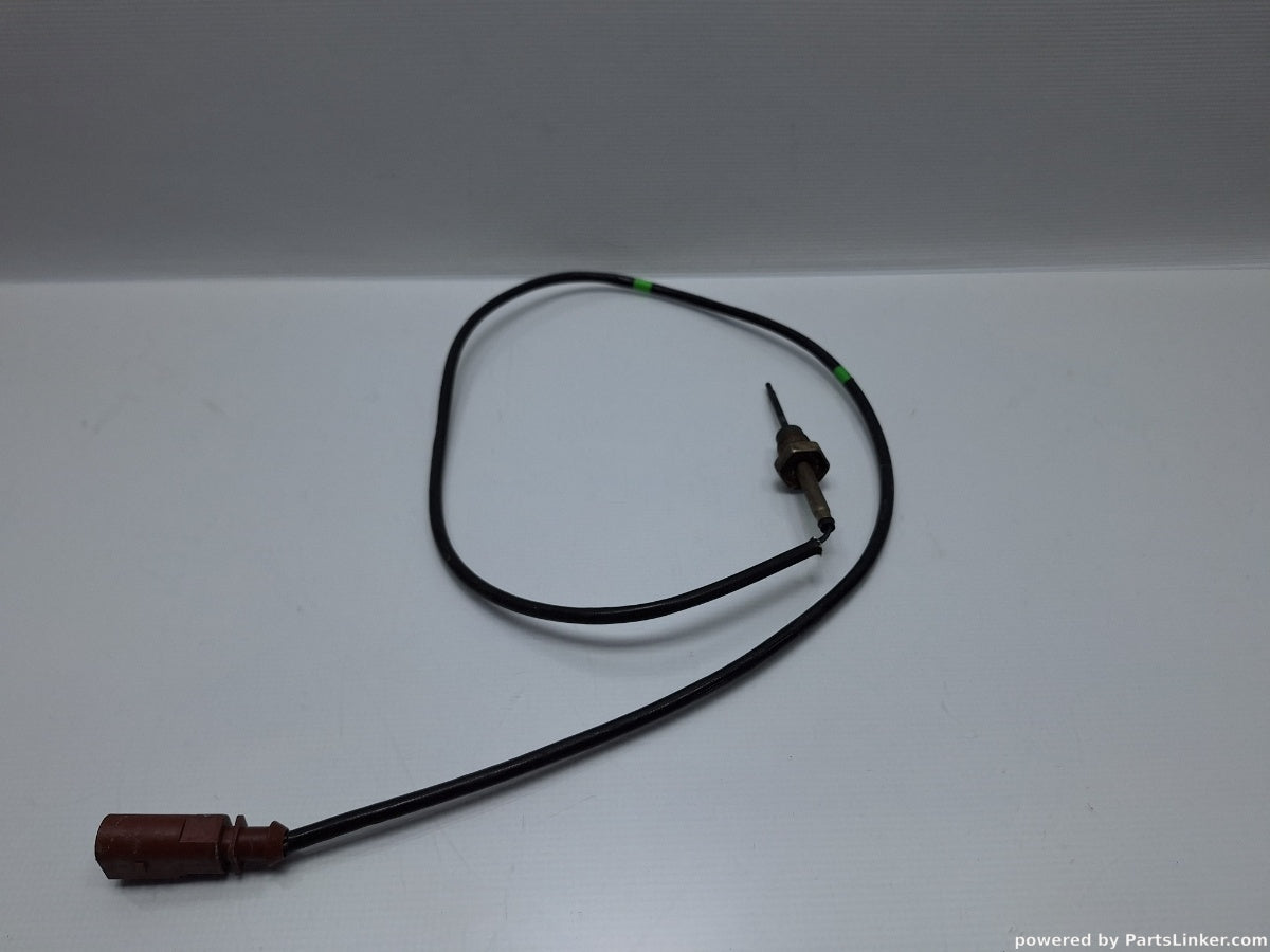 Senzor temperatura gaze SEAT LEON III (5F1) [ 2012 - > ] TDI (CUNA, CUPA, DJGA) 135KW|184HP 04L906088DB