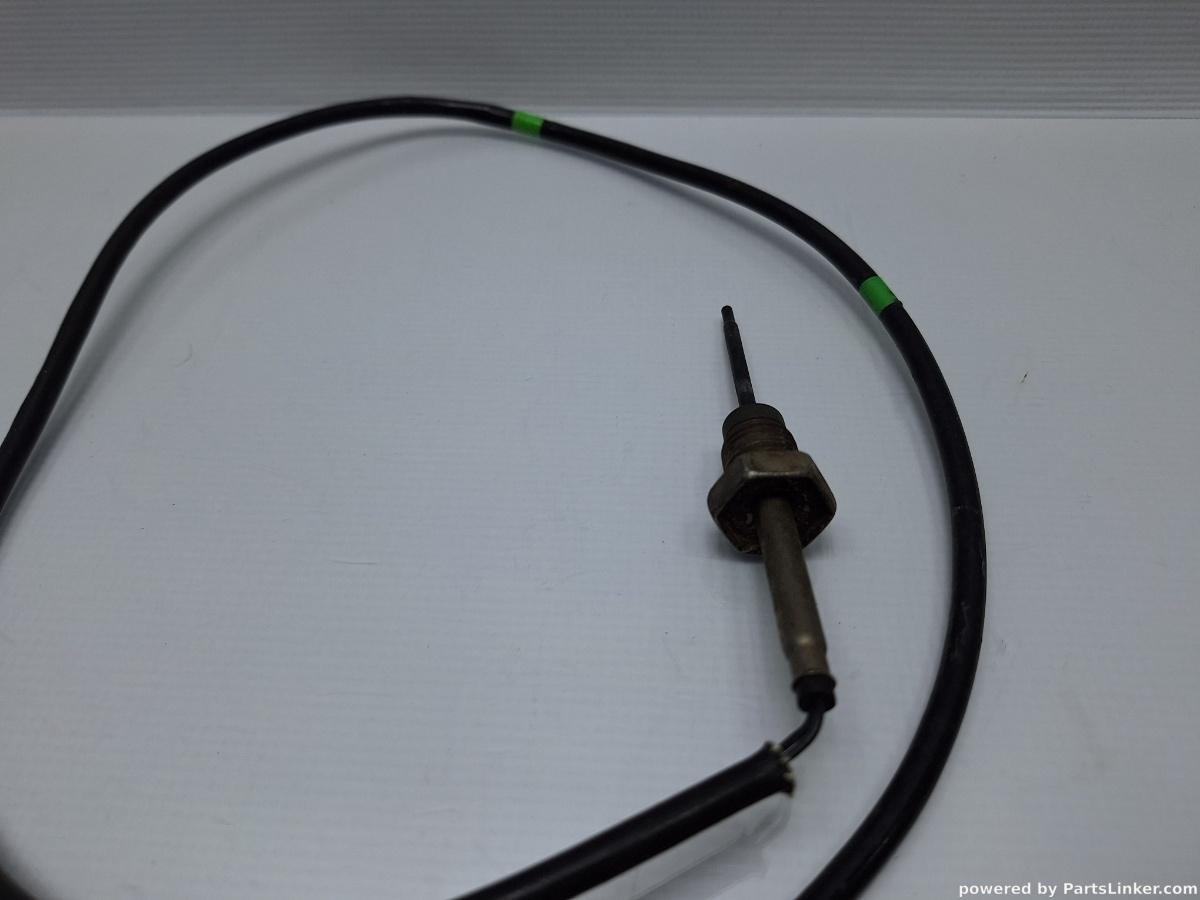 Senzor temperatura gaze SEAT LEON III (5F1) [ 2012 - > ] TDI (CUNA, CUPA, DJGA) 135KW|184HP OEM 04L906088DB