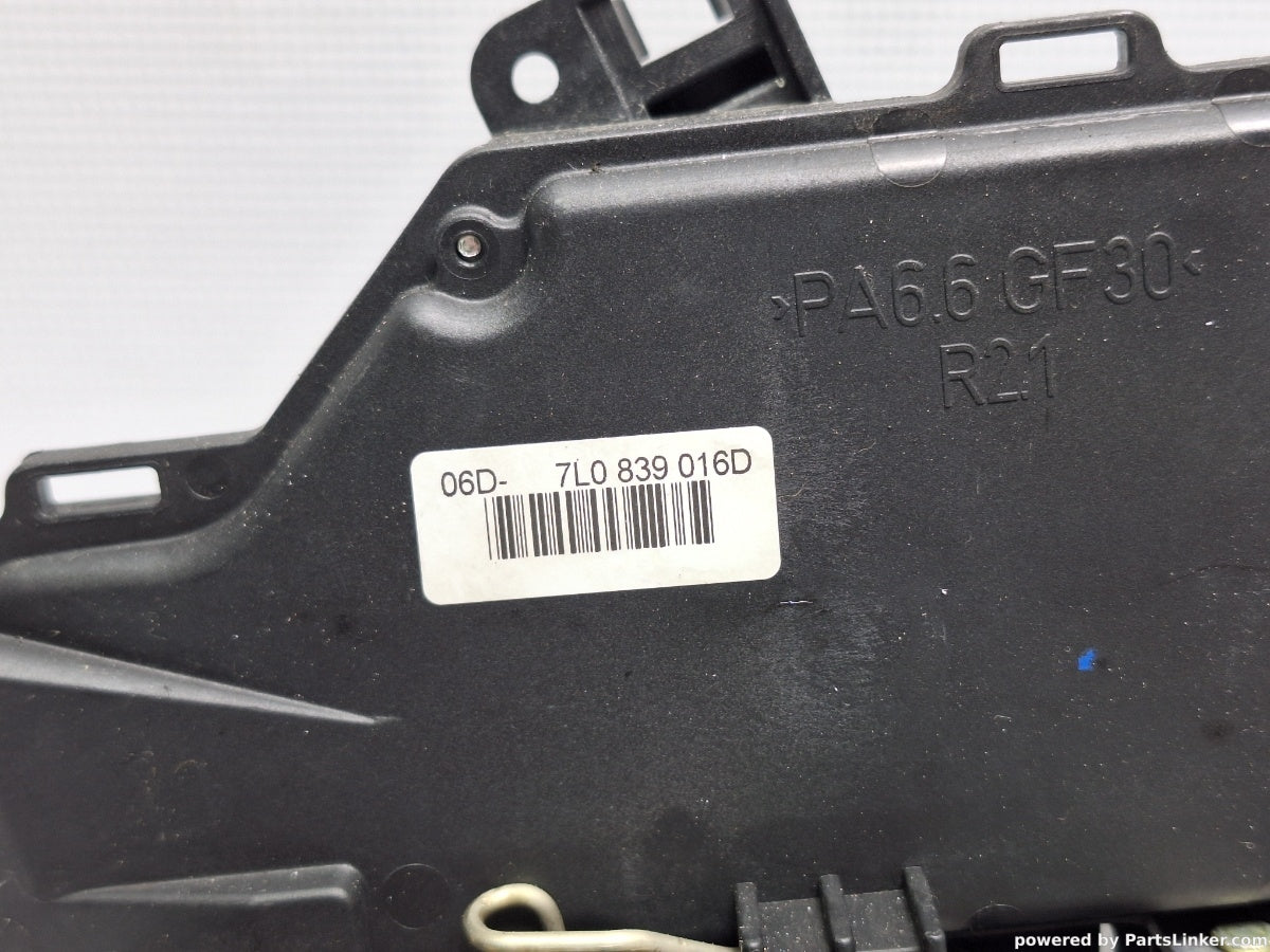 Broasca usa dreapta spate VOLKSWAGEN GOLF V (1K1) [ 2003 - 2009 ] TDI (BKC, BLS, BXE) 77KW|105HP 7L0839016D