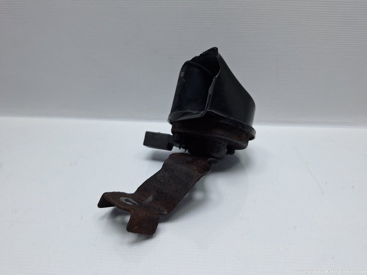 Claxon joase VOLKSWAGEN GOLF V (1K1) [ 2003 - 2009 ] TDI (BKC, BLS, BXE) 77KW|105HP 5C0951221B