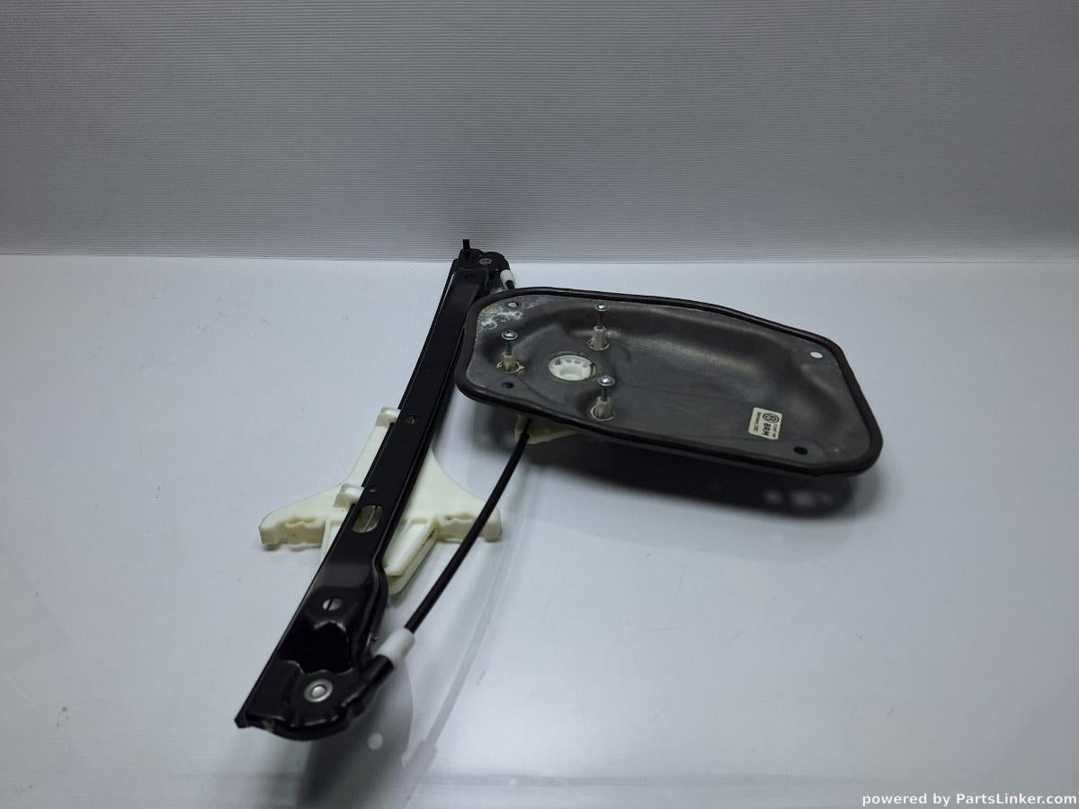 Macara geam dreapta spate VOLKSWAGEN GOLF V (1K1) [ 2003 - 2009 ] TDI (BKC, BLS, BXE) 77KW|105HP OEM 1K5839462A