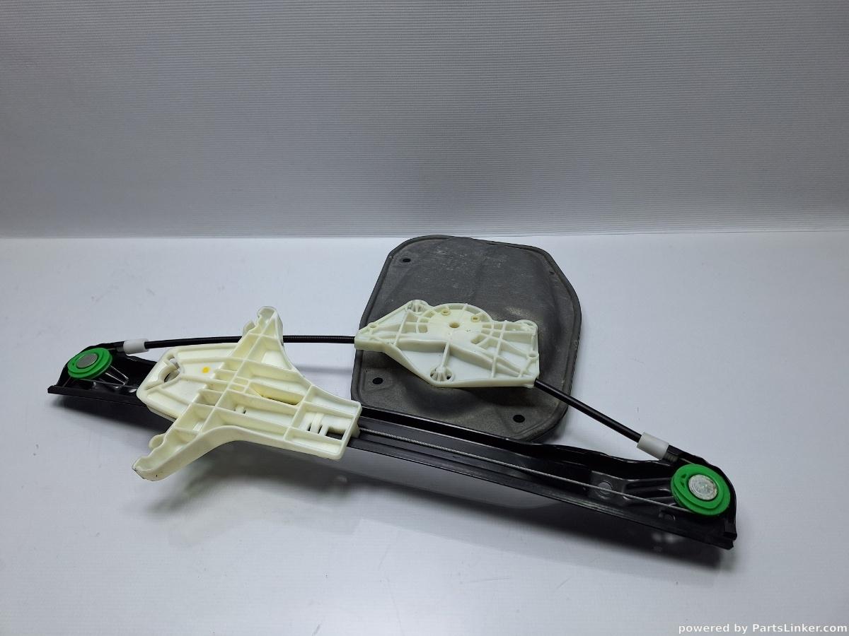 Macara geam dreapta spate VOLKSWAGEN GOLF V (1K1) [ 2003 - 2009 ] TDI (BKC, BLS, BXE) 77KW|105HP OEM 1K5839462A