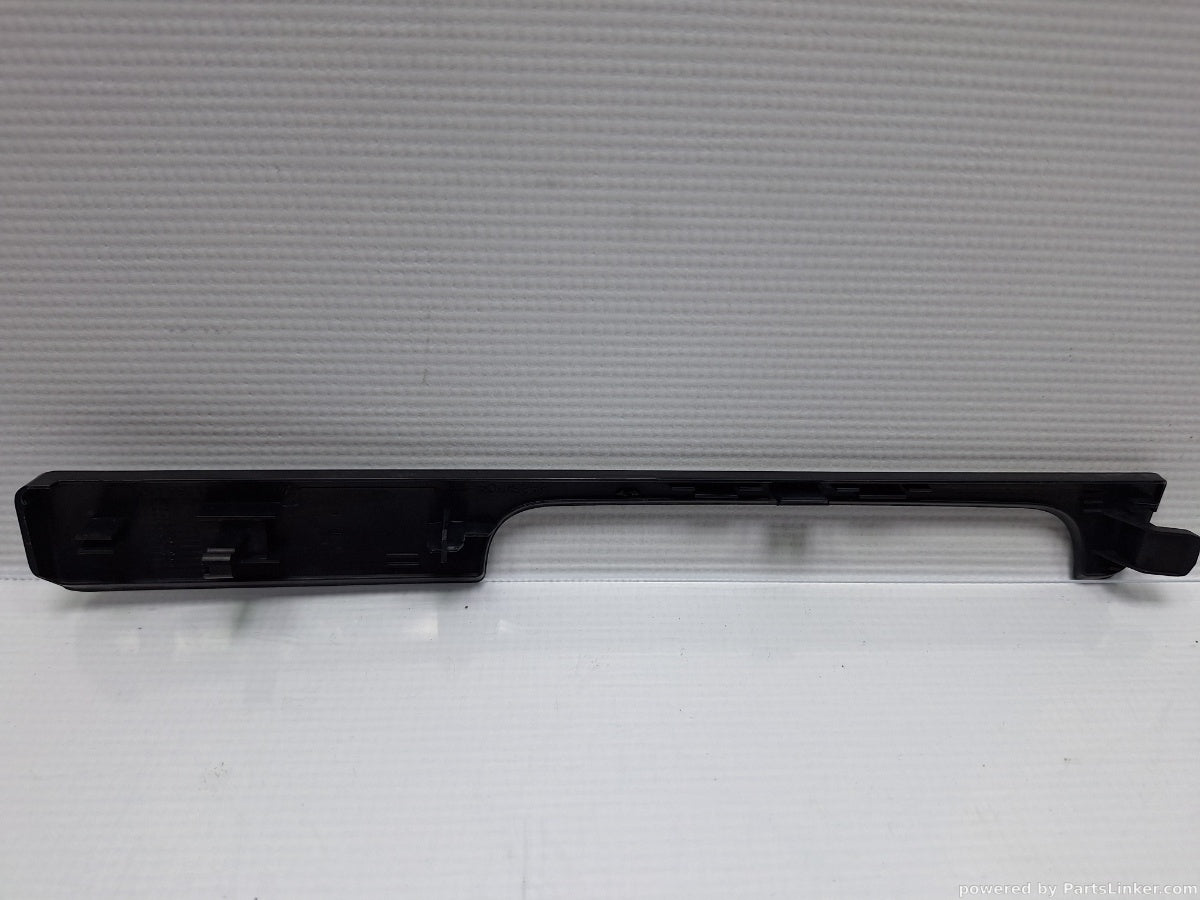 Ornament treem plansa bord VOLKSWAGEN GOLF V (1K1) [ 2003 - 2009 ] TDI (BKC, BLS, BXE) 77KW|105HP 1K1858419