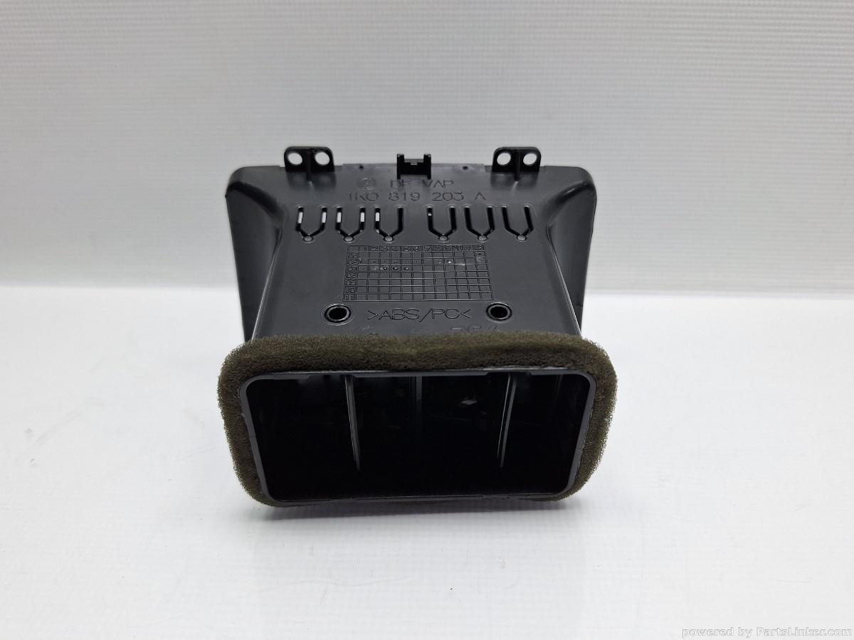 Gura ventilatie pasageri spate VOLKSWAGEN GOLF V (1K1) [ 2003 - 2009 ] TDI (BKC, BLS, BXE) 77KW|105HP OEM 1K0819203A