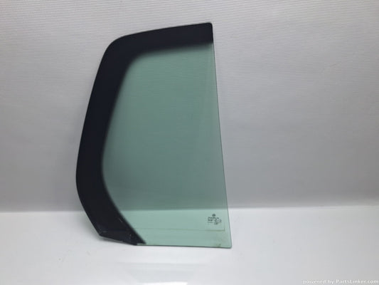 Geam fix lateral stanga spate VOLKSWAGEN GOLF V (1K1) [ 2003 - 2009 ] TDI (BKC, BLS, BXE) 77KW|105HP 1K6845215