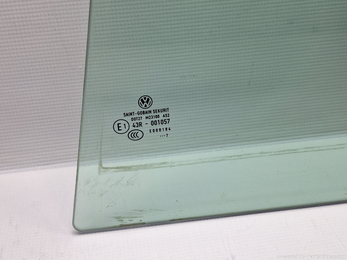 Geam fix lateral stanga spate VOLKSWAGEN GOLF V (1K1) [ 2003 - 2009 ] TDI (BKC, BLS, BXE) 77KW|105HP 1K6845215