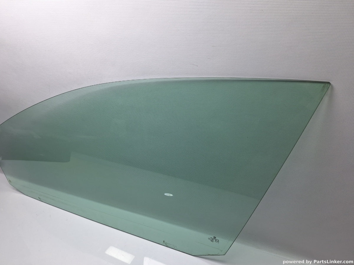 Geam usa stanga fata VOLKSWAGEN GOLF V (1K1) [ 2003 - 2009 ] TDI (BKC, BLS, BXE) 77KW|105HP 1K4845201B