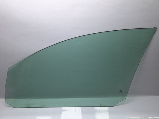 Geam usa dreapta fata VOLKSWAGEN GOLF V (1K1) [ 2003 - 2009 ] TDI (BKC, BLS, BXE) 77KW|105HP 1K4845202B