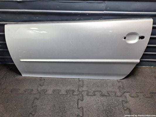 Fata de usa exterioara Stanga VOLKSWAGEN GOLF V (1K1) [ 2003 - 2009 ] TDI 16V (BKD) 103KW|140HP OEM 1K3831106J