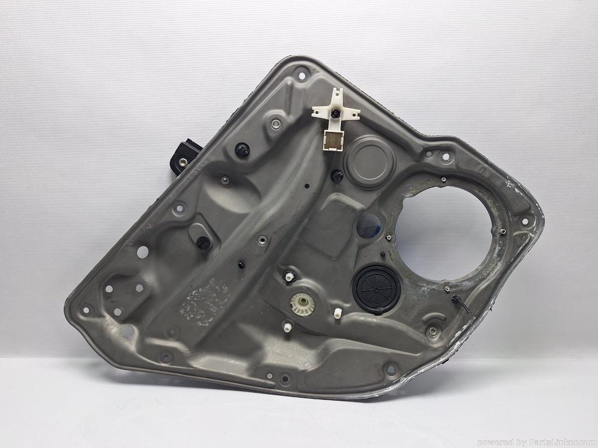 Macara geam stanga spate VOLKSWAGEN GOLF IV (1J1) [ 1997 - 2007 ] TDI (ATD, AXR) 74KW|101HP OEM 1J4838755E
