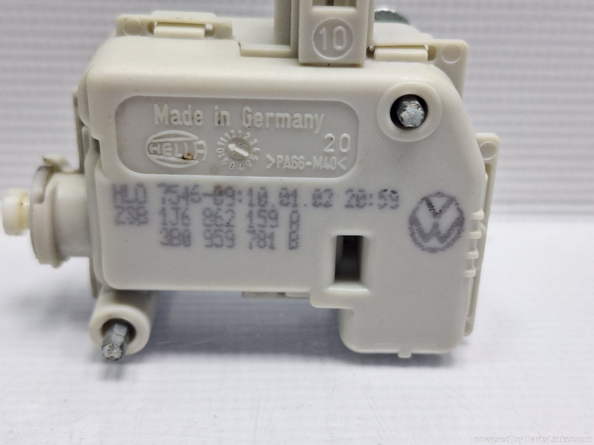Actuator inchidere centralizata VOLKSWAGEN GOLF IV (1J1) [ 1997 - 2007 ] TDI (ATD, AXR) 74KW|101HP 3B0959781B