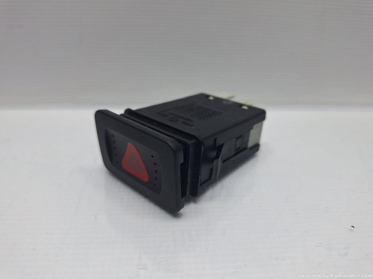 Buton avarie VOLKSWAGEN GOLF IV (1J1) [ 1997 - 2007 ] TDI (ATD, AXR) 74KW|101HP OEM 1J0953235J