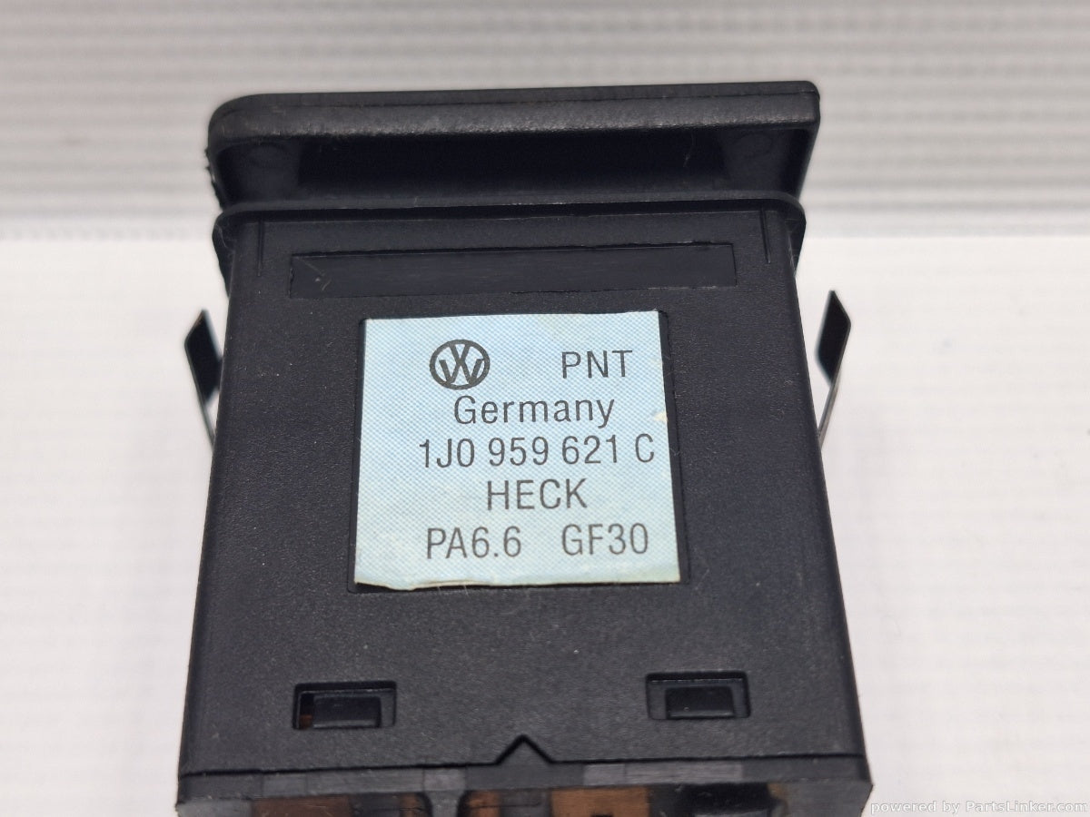Buton dezaburire luneta VOLKSWAGEN GOLF IV (1J1) [ 1997 - 2007 ] TDI (ATD, AXR) 74KW|101HP 1J0959621C