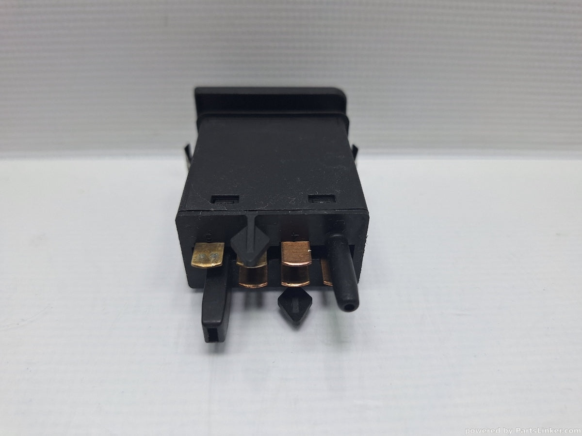 Buton dezaburire luneta VOLKSWAGEN GOLF IV (1J1) [ 1997 - 2007 ] TDI (ATD, AXR) 74KW|101HP 1J0959621C
