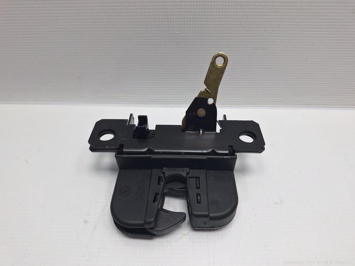 Broasca haion VOLKSWAGEN GOLF IV (1J1) [ 1997 - 2007 ] TDI (ATD, AXR) 74KW|101HP OEM 1J6827505B