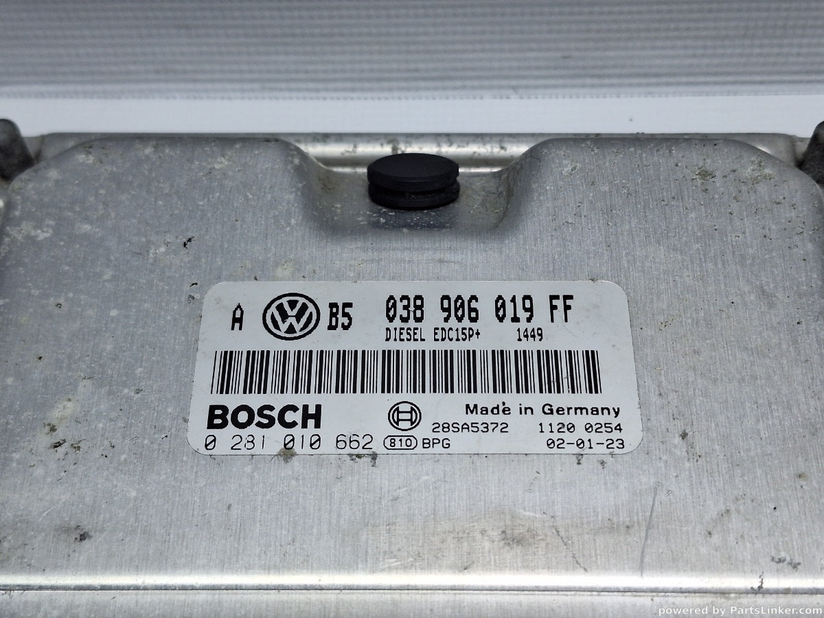 Calculator ECU motor VOLKSWAGEN GOLF IV (1J1) [ 1997 - 2007 ] TDI (ATD, AXR) 74KW|101HP BOSCH 0281010662 038906019FF
