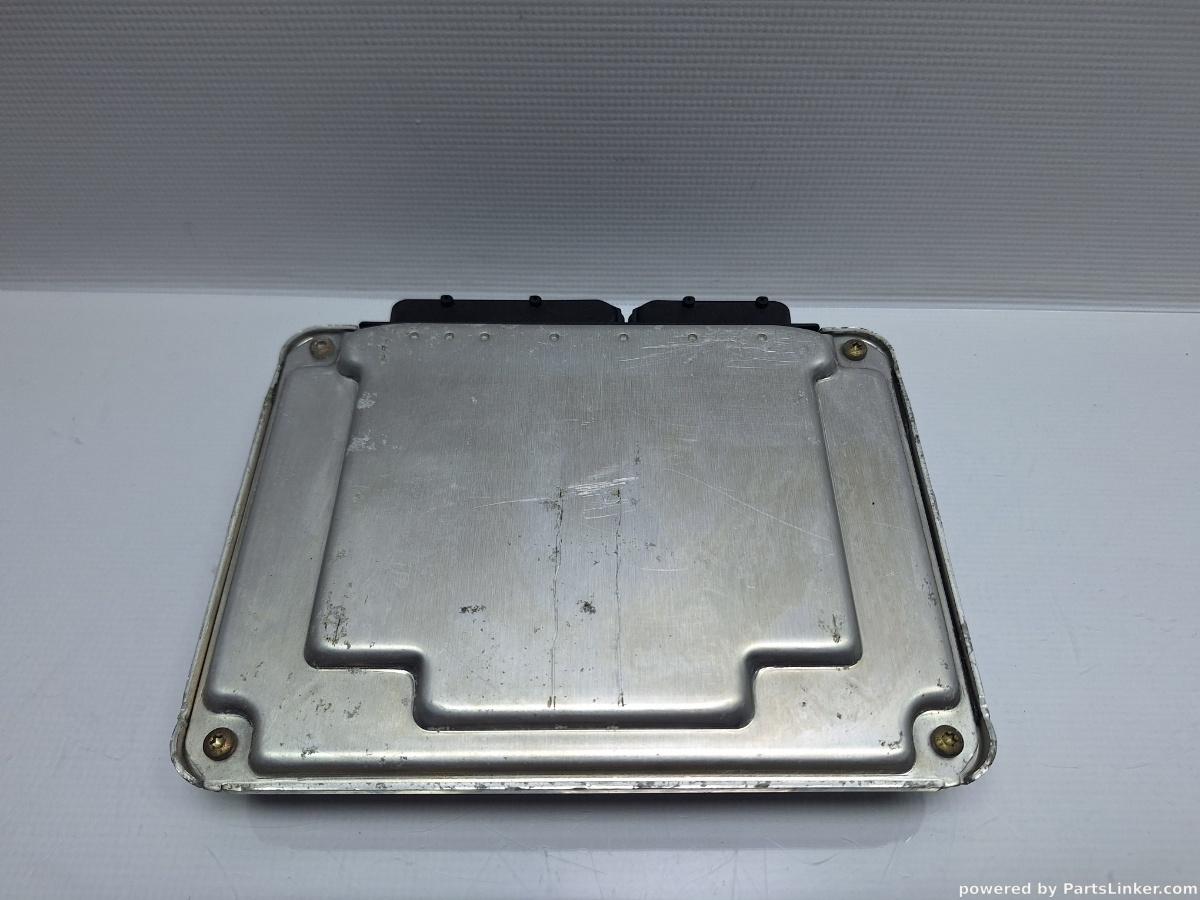 Calculator ECU motor VOLKSWAGEN GOLF IV (1J1) [ 1997 - 2007 ] TDI (ATD, AXR) 74KW|101HP BOSCH 0281010662 OEM 038906019FF