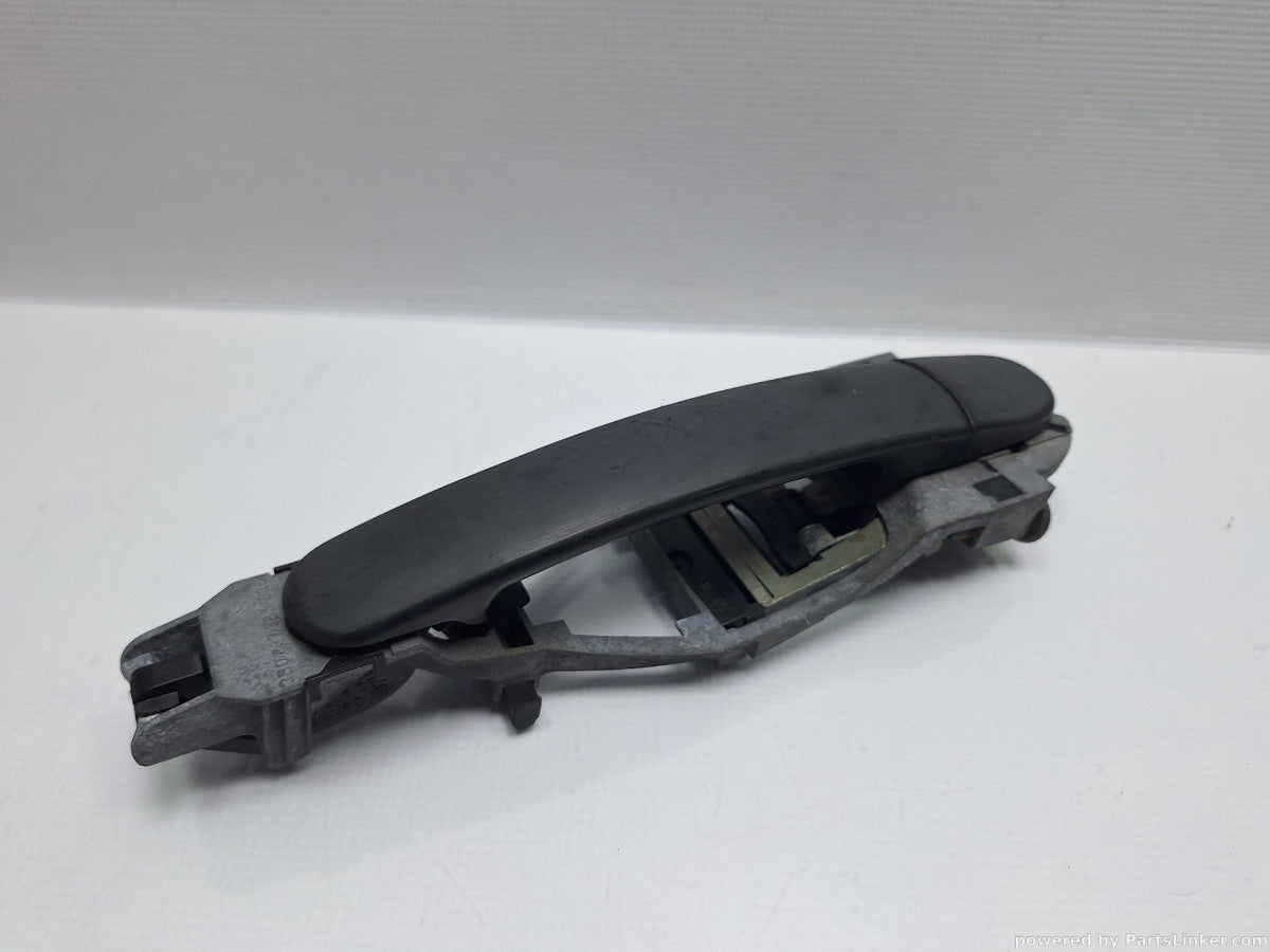 Maner usa Stanga VOLKSWAGEN GOLF IV (1J1) [ 1997 - 2007 ] TDI (ATD, AXR) 74KW|101HP 3B0837885