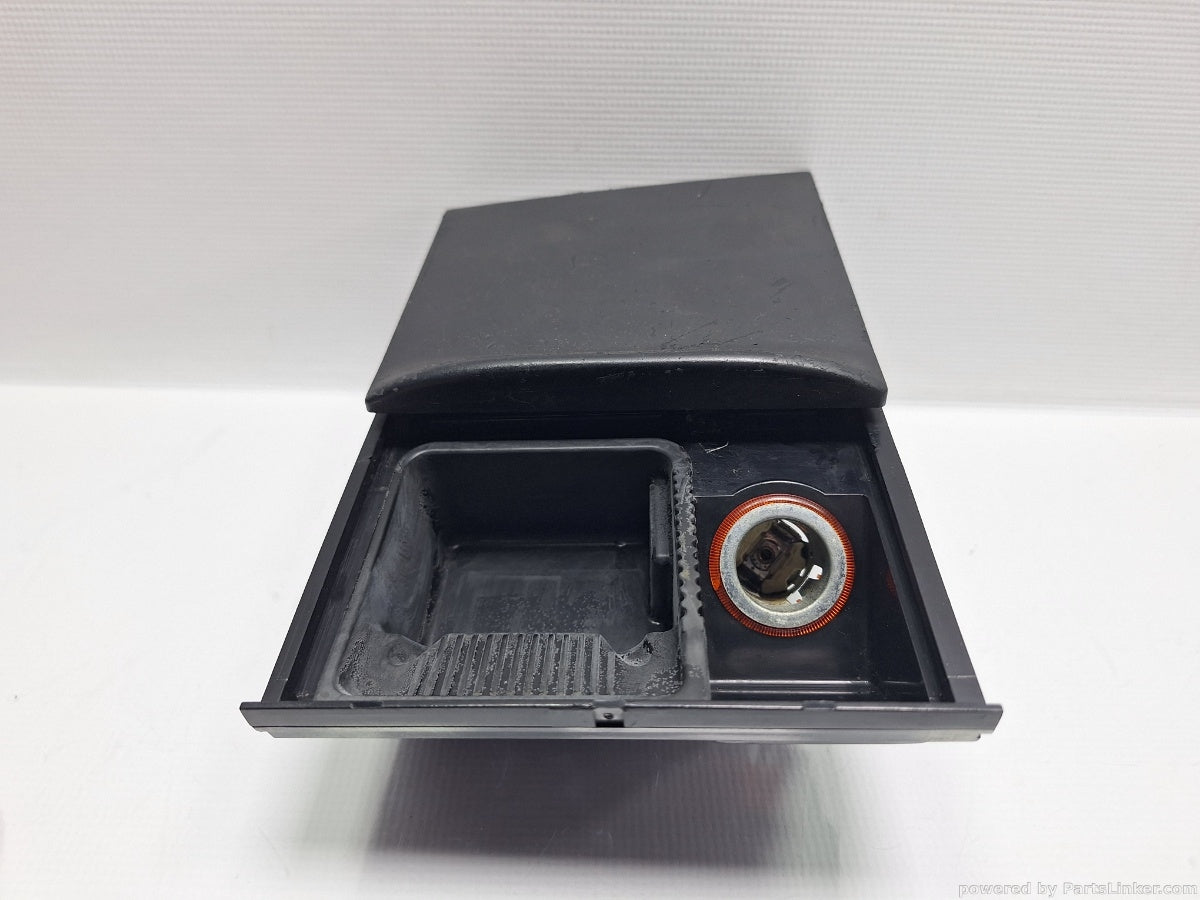 Scrumiera VOLKSWAGEN GOLF IV (1J1) [ 1997 - 2007 ] TDI (ATD, AXR) 74KW|101HP 1J0857961G