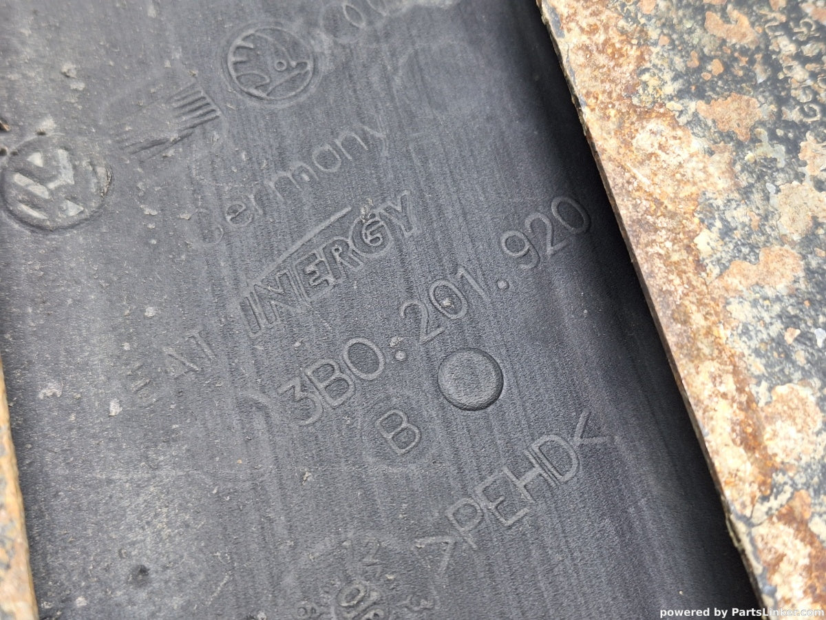 Rezervor aditiv filtru de particule VOLKSWAGEN SHARAN (7M8, 7M9, 7M6) [ 1995 - 2010 ] TDI (BRT) 103KW|140HP 3B0201920B