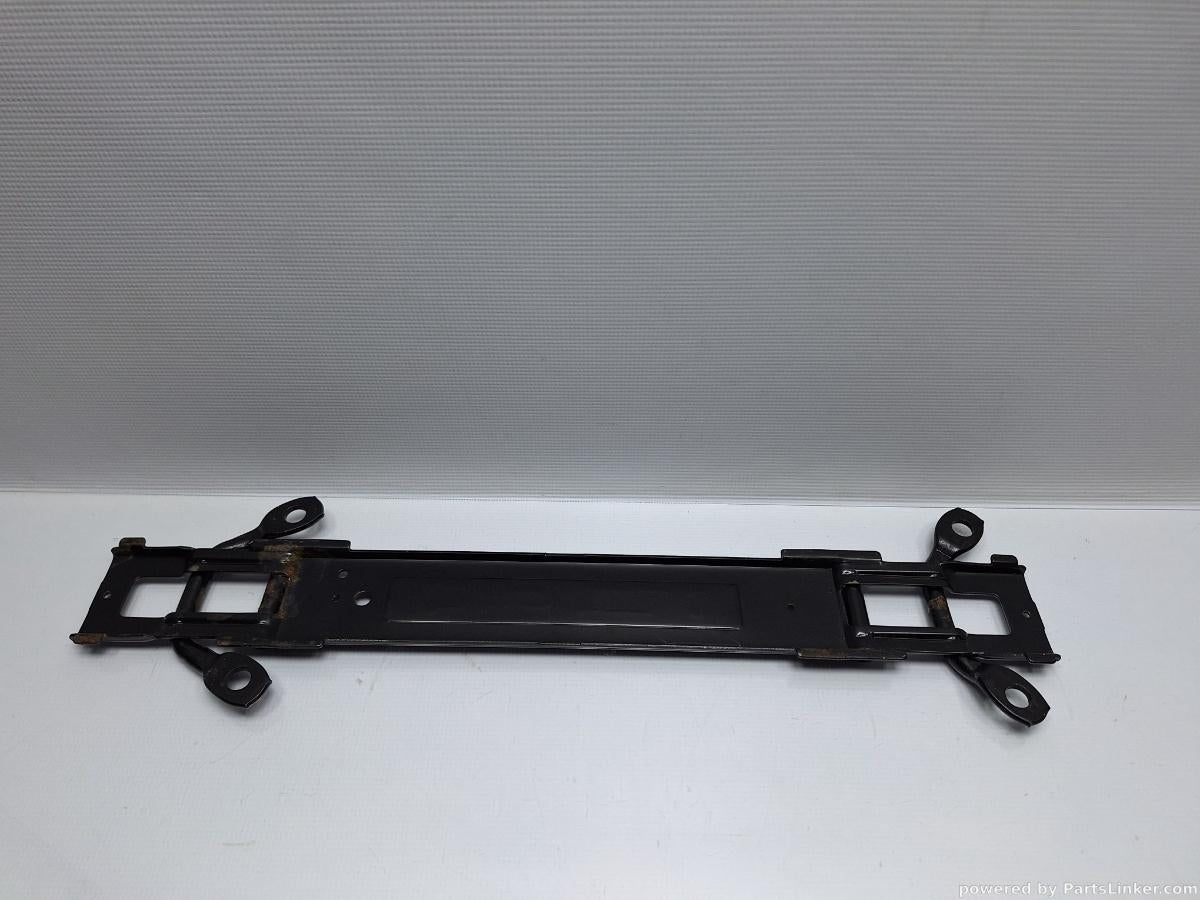Suport prindere scaun VOLKSWAGEN SHARAN (7M8, 7M9, 7M6) [ 1995 - 2010 ] TDI (BRT) 103KW|140HP OEM 7M0883865E