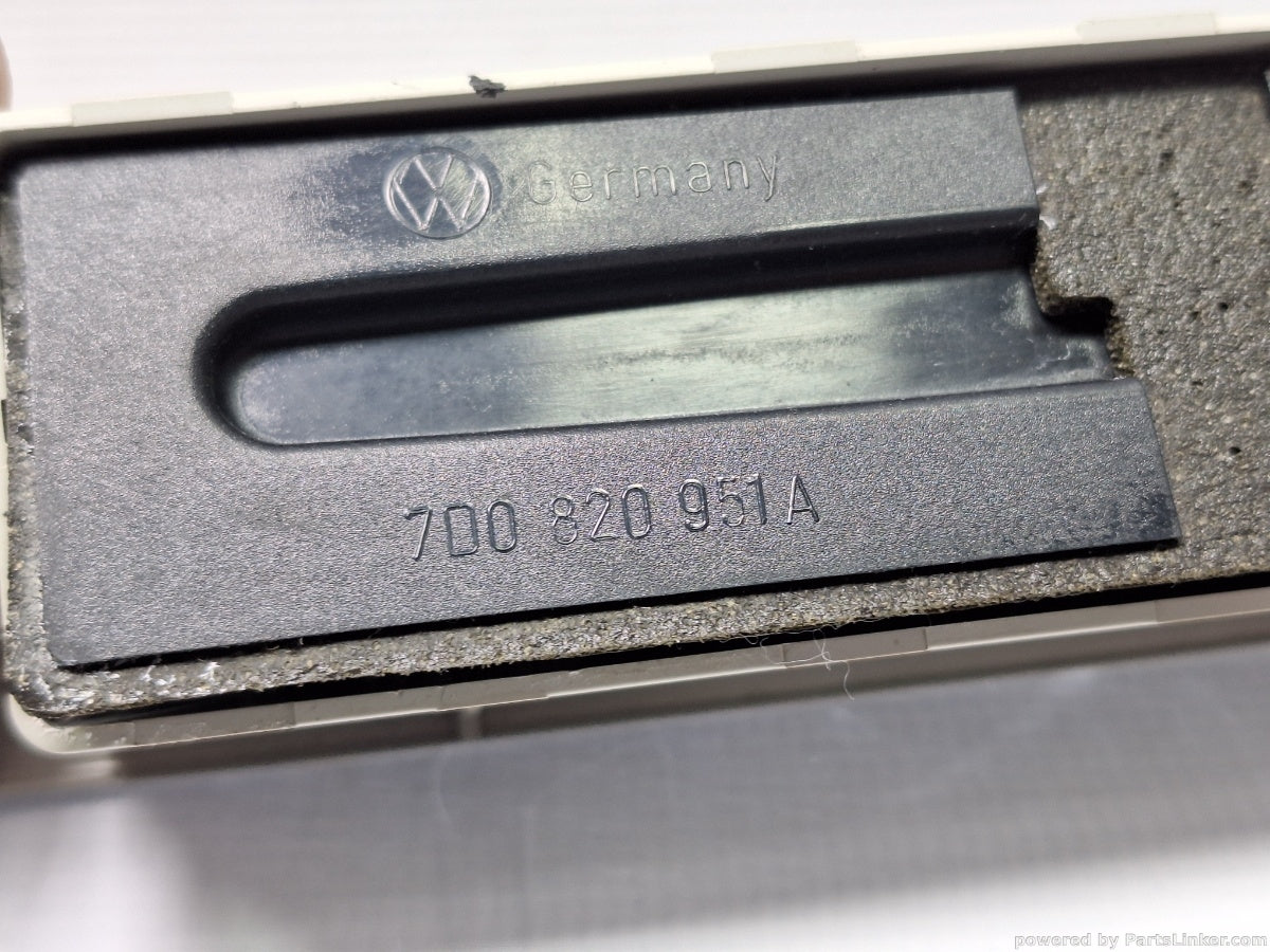 Gura ventilatie VOLKSWAGEN SHARAN (7M8, 7M9, 7M6) [ 1995 - 2010 ] TDI (BRT) 103KW|140HP 7D0820951A