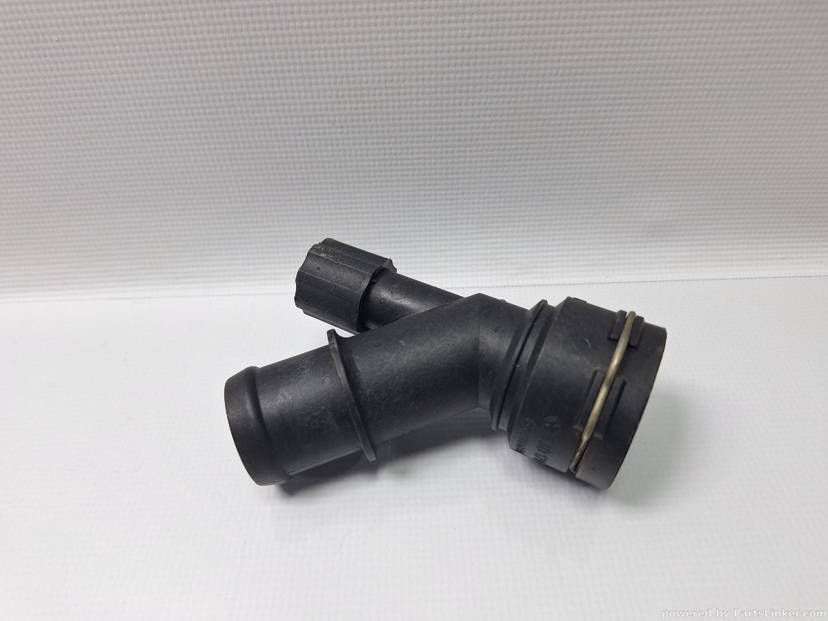 Flansa furtun apa VOLKSWAGEN GOLF IV (1J1) [ 1997 - 2007 ] TDI (ATD, AXR) 74KW|101HP 1J0121619A