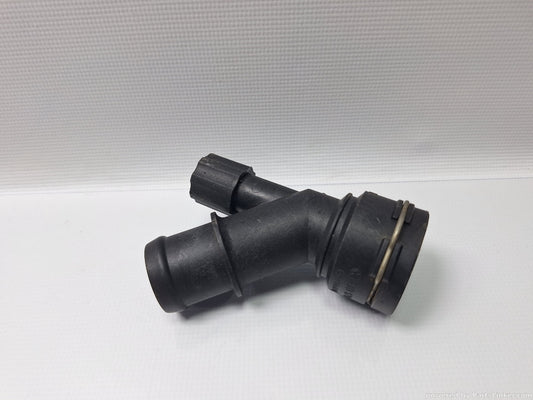 Flansa furtun apa VOLKSWAGEN GOLF IV (1J1) [ 1997 - 2007 ] TDI (ATD, AXR) 74KW|101HP 1J0121619A