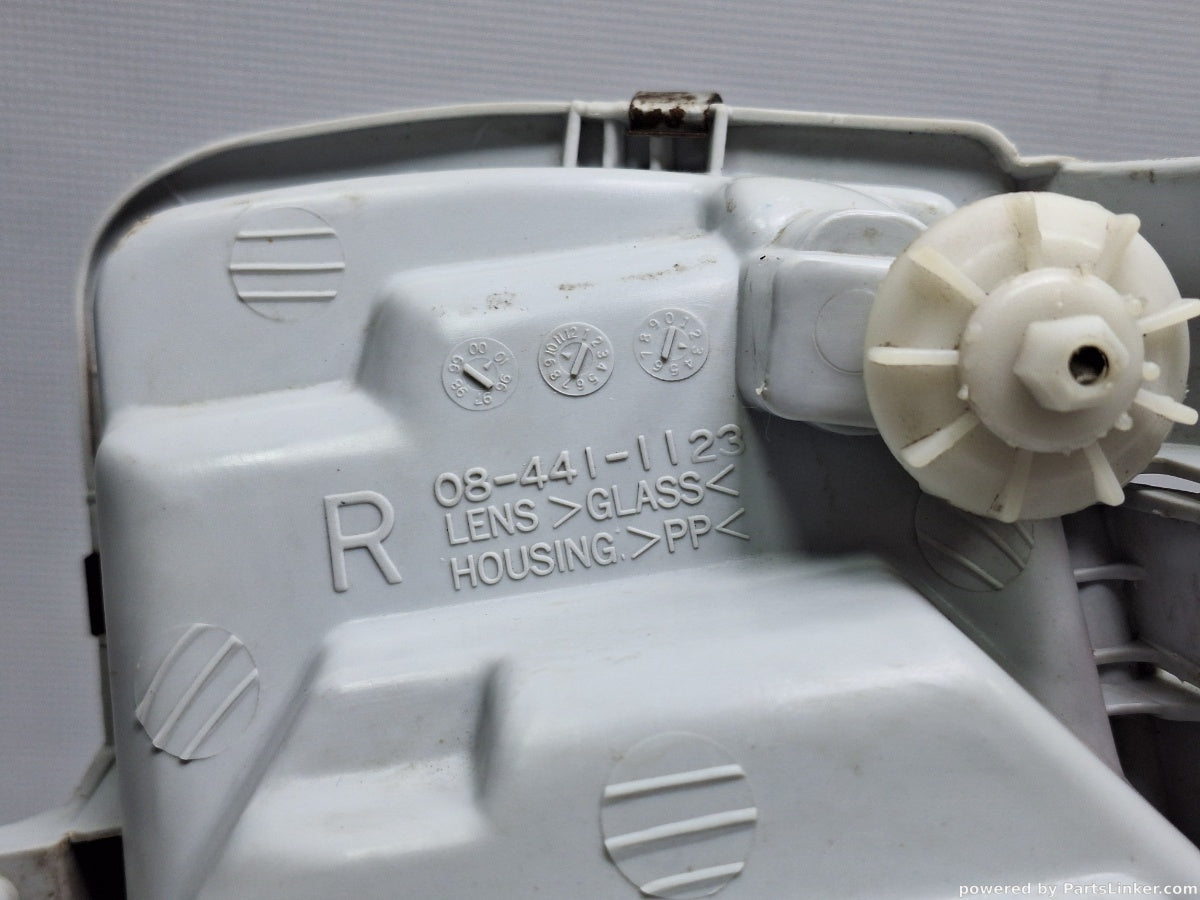 Far dreapta VOLKSWAGEN POLO (6N1) [ 1994 - 1999 ] 50 1.0 (AER, ALL) 37KW|50HP Depo 08-441-1123