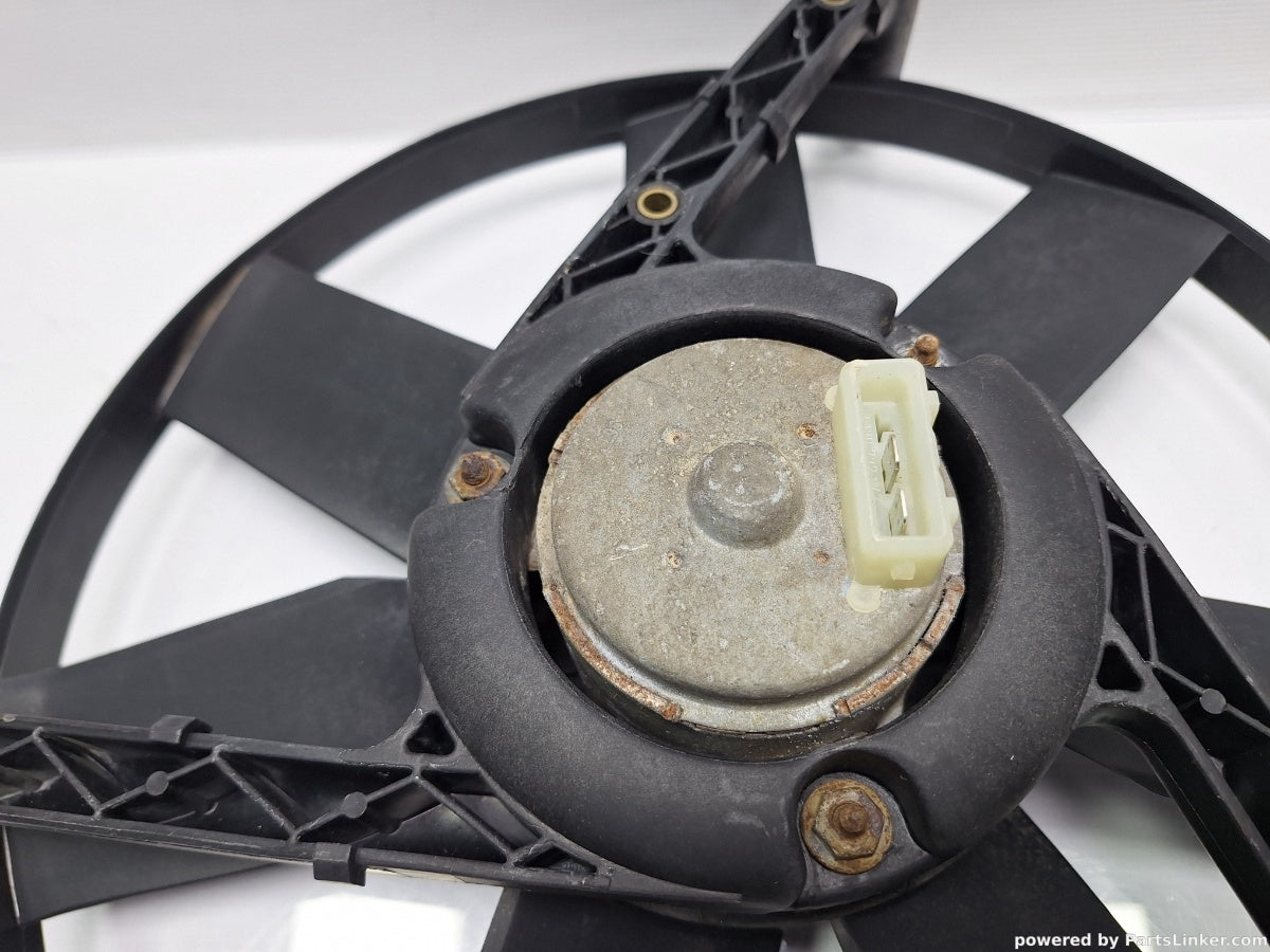 Electroventilator VOLKSWAGEN POLO (6N1) [ 1994 - 1999 ] 50 1.0 (AER, ALL) 37KW|50HP BOSCH 0130107291 6N0959455Q