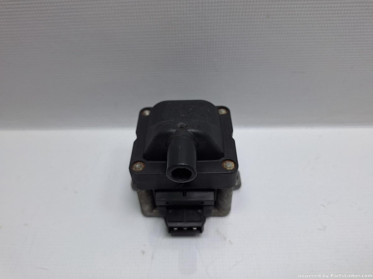 Bobina inductie VOLKSWAGEN POLO (6N1) [ 1994 - 1999 ] 50 1.0 (AER, ALL) 37KW|50HP OEM 6N0905104